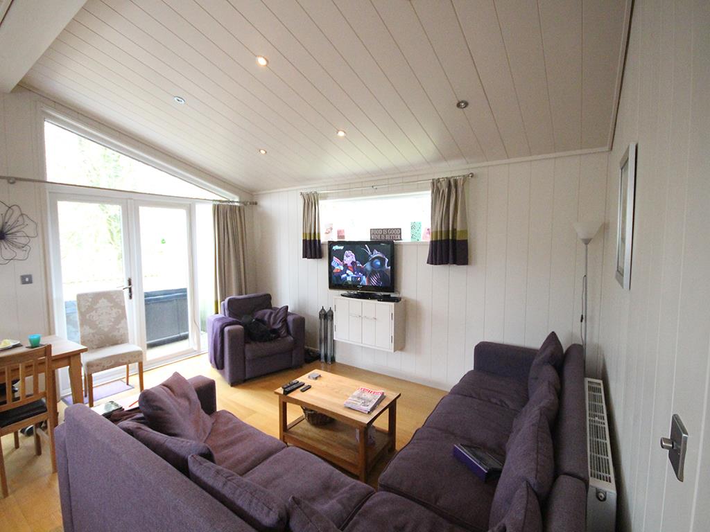 3 bedroom park home For Sale in Clitheroe - IMG_8161.JPG